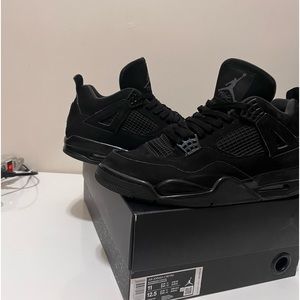 Jordan 4 Black Cats Size 11